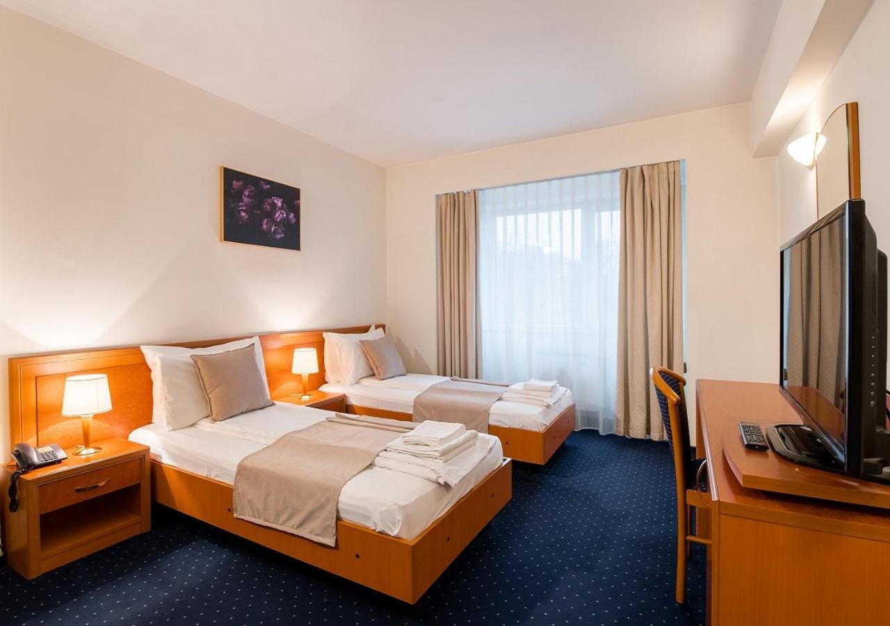 Hotel Excelsior Temeşvar Dış mekan fotoğraf